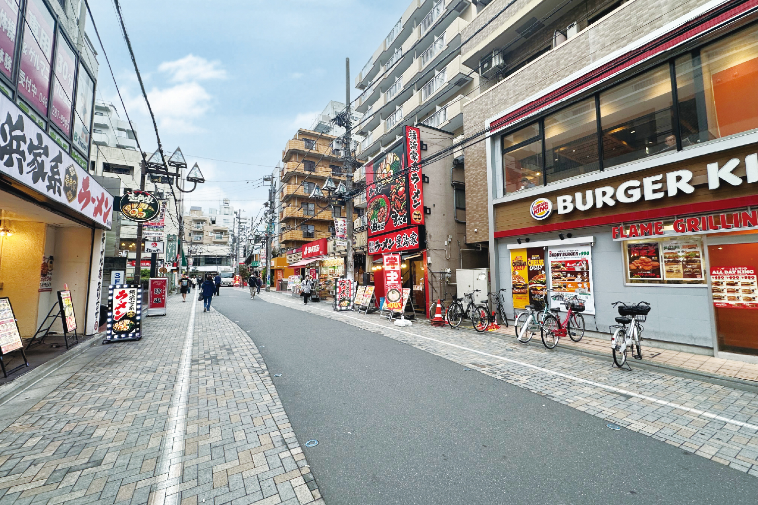 塚越商店会（徒歩5分／約400m）